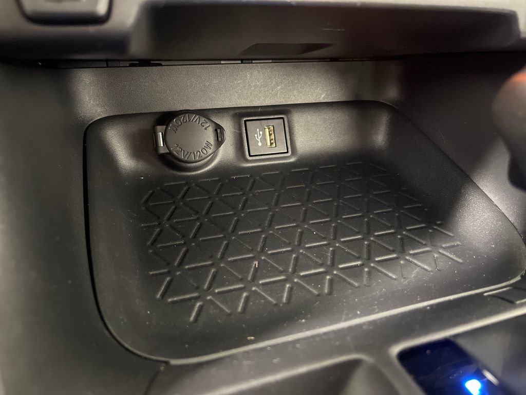 Certified 2024 Toyota RAV4 XLE FWD image 30