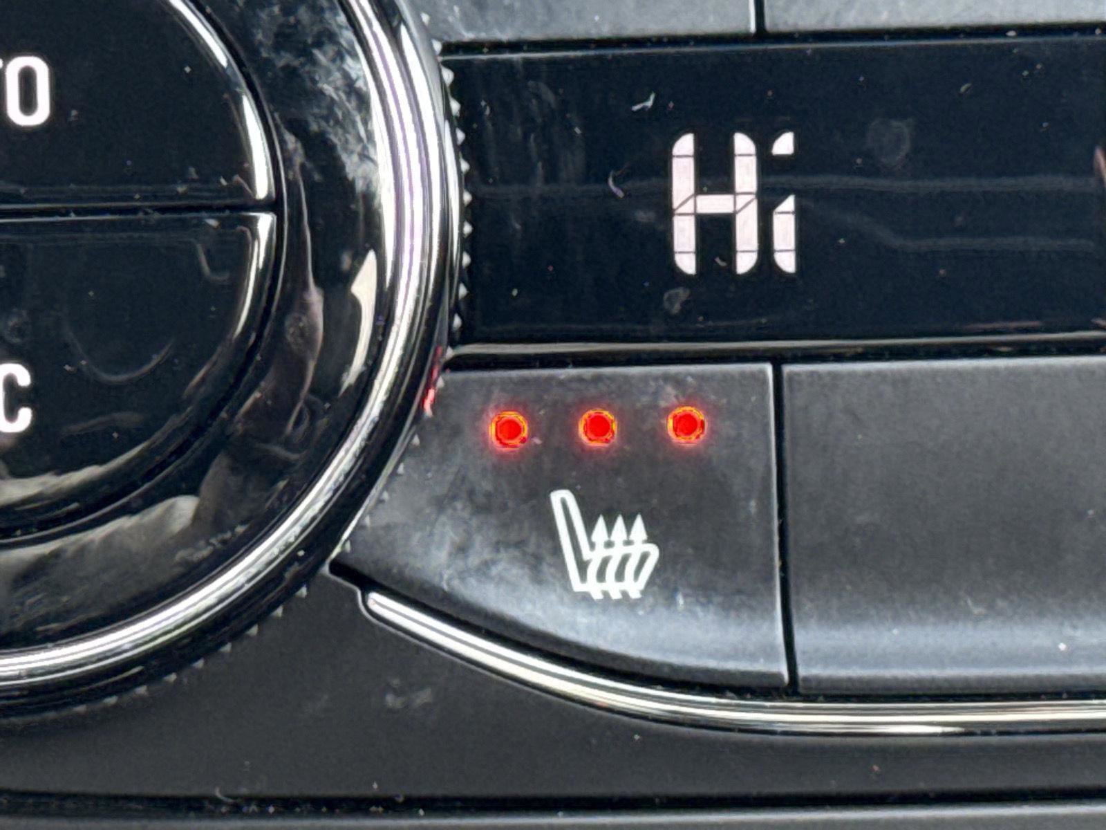 Used 2024 Buick Envista Preferred w/ Convenience I Package image 18