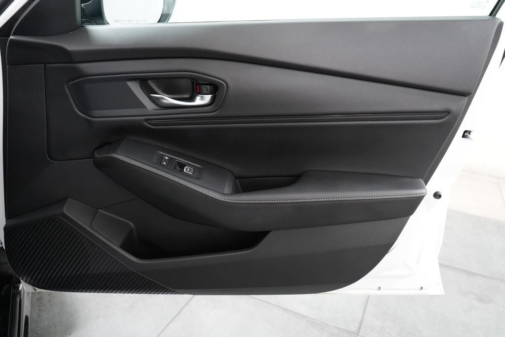 Used 2023 Honda Accord Sport image 31