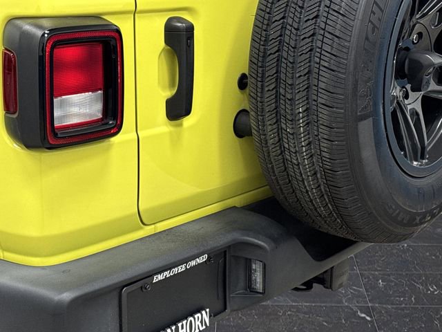 Used 2023 Jeep Wrangler Sport S image 31
