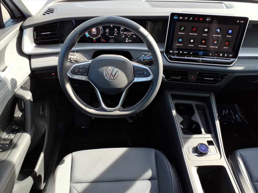 New 2026 Volkswagen Tiguan SE image 16