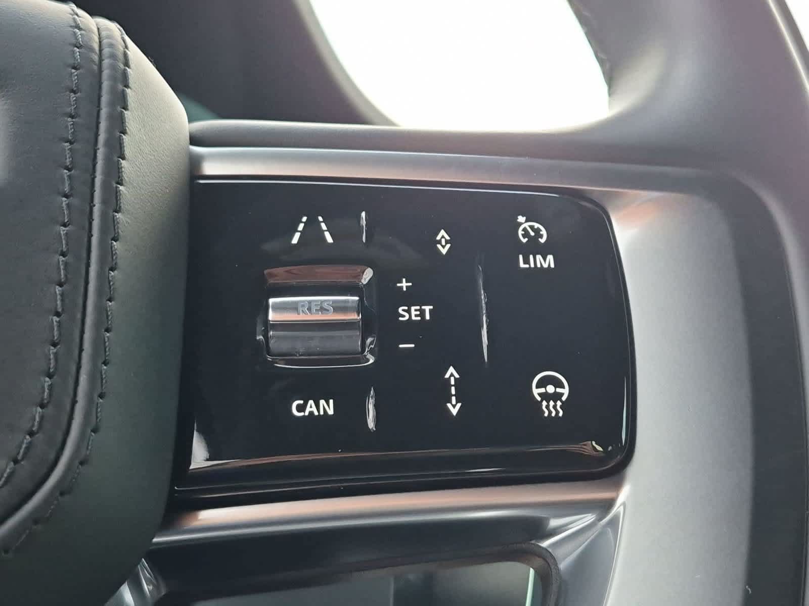 Used 2023 Land Rover Range Rover SE AWD/4WD image 26