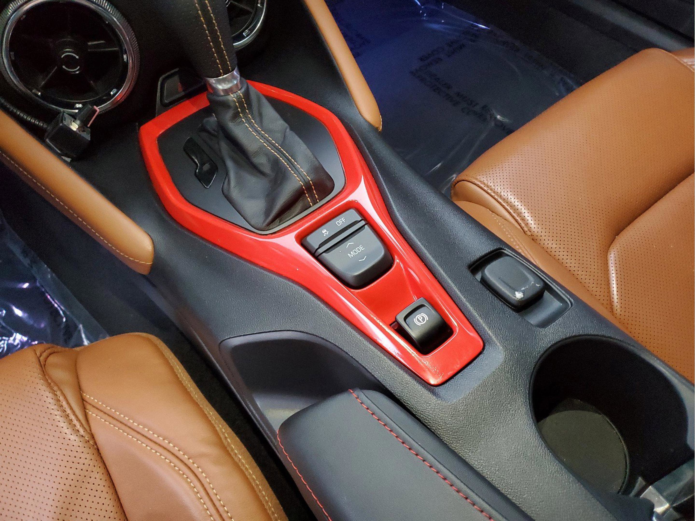 Used 2019 Chevrolet Camaro LT w/ Technology Package image 23