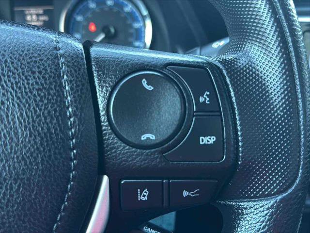 Used 2017 Toyota Corolla LE image 18