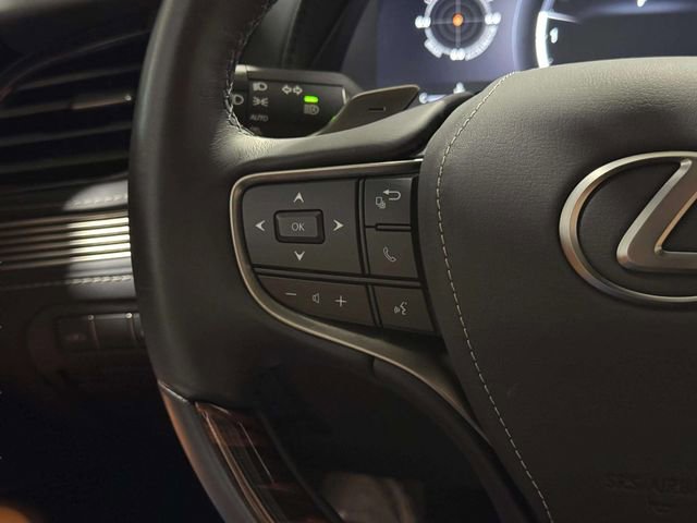 Used 2024 Lexus LS 500 AWD w/ Interior Upgrade Package image 17