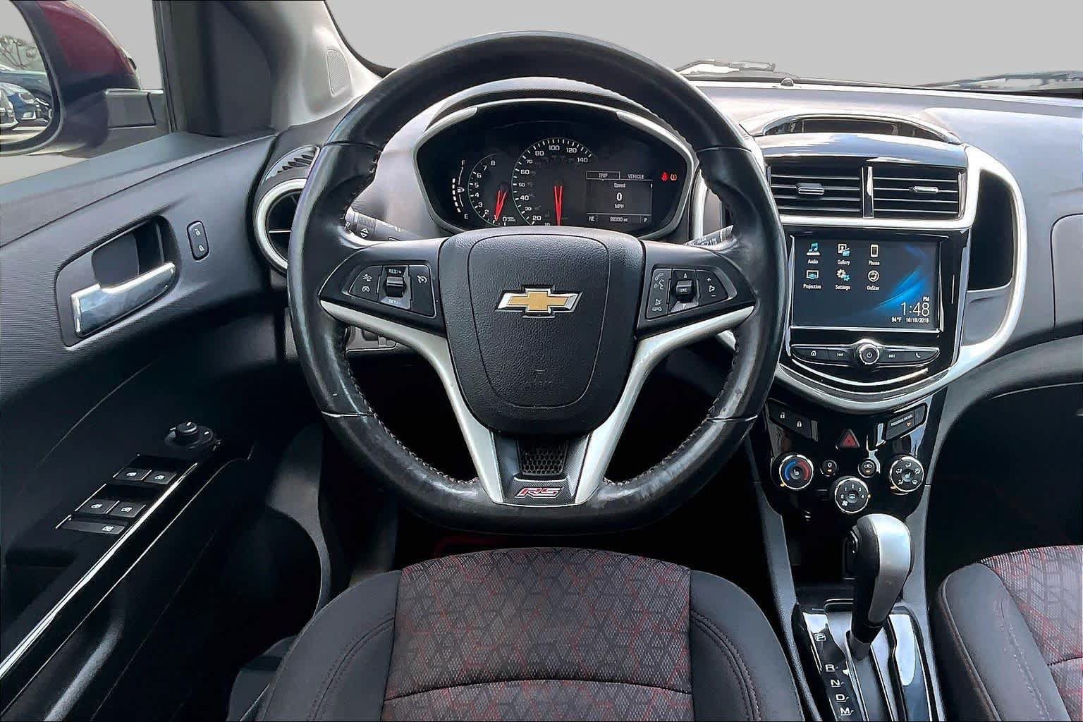 Used 2017 Chevrolet Sonic LT w/ Convenience Package FWD image 6