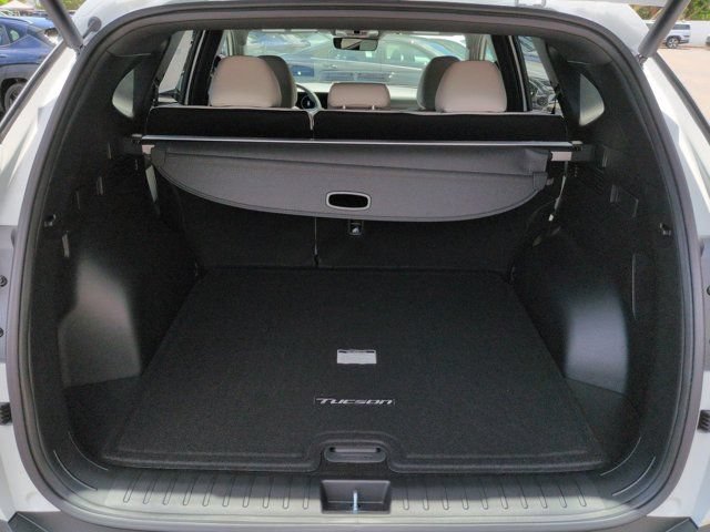 Certified 2026 Hyundai Tucson Limited FWD image 13