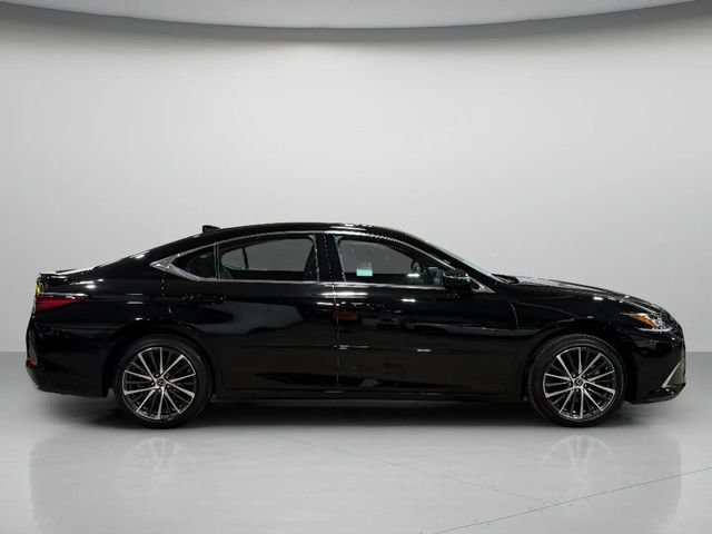 Used 2023 Lexus ES 350 w/ Premium Package FWD image 2