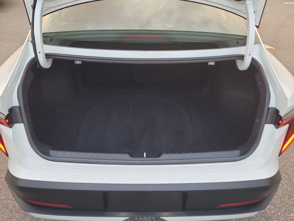 Used 2025 Kia K4 LXS image 7