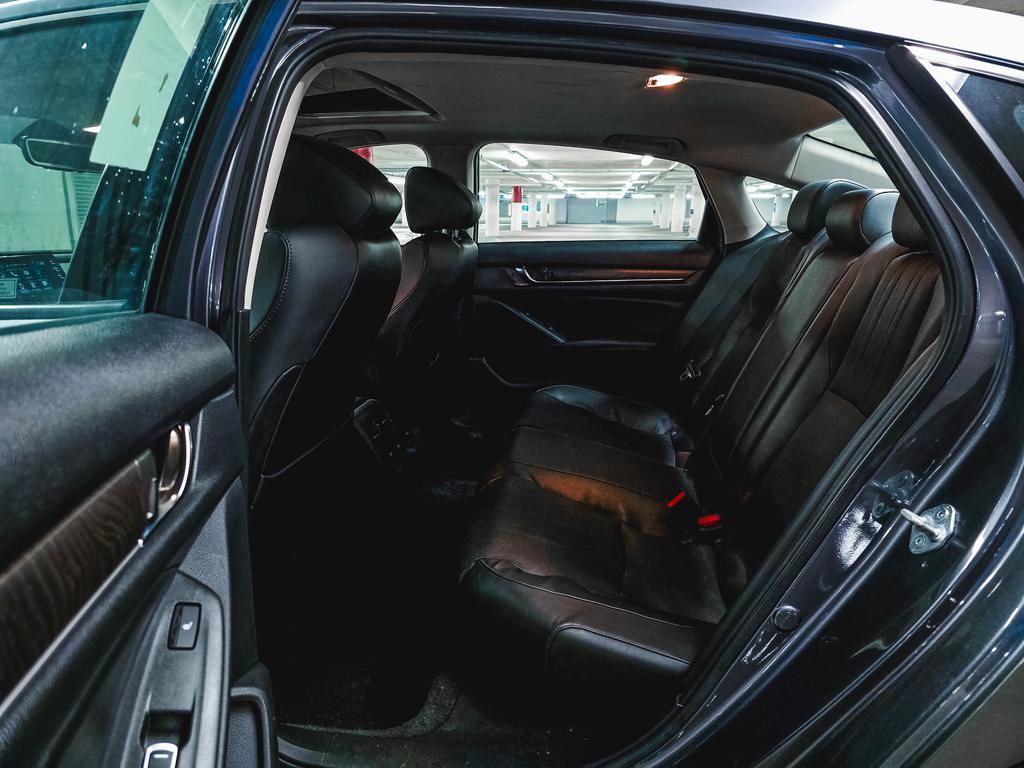 Used 2021 Honda Accord Touring image 19