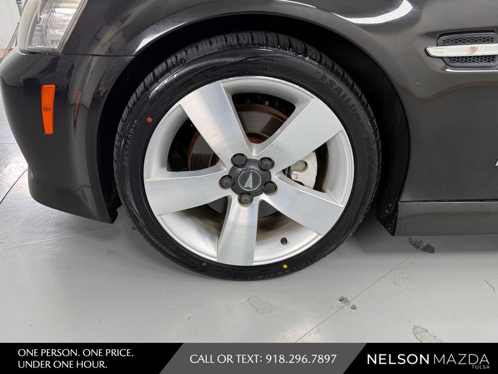 Used 2009 Pontiac G8 GT w/ Premium Package RWD image 11