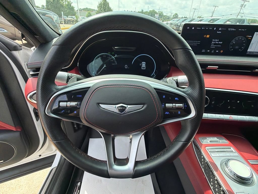 Used 2022 Genesis GV70 3.5T Sport w/ Sport Prestige Package AWD/4WD image 13