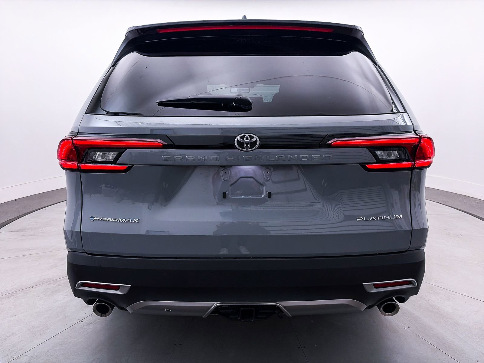 Used 2025 Toyota Grand Highlander AWD Hybrid image 17