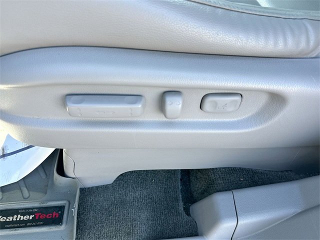 Used 2016 Honda Odyssey Touring Elite image 19