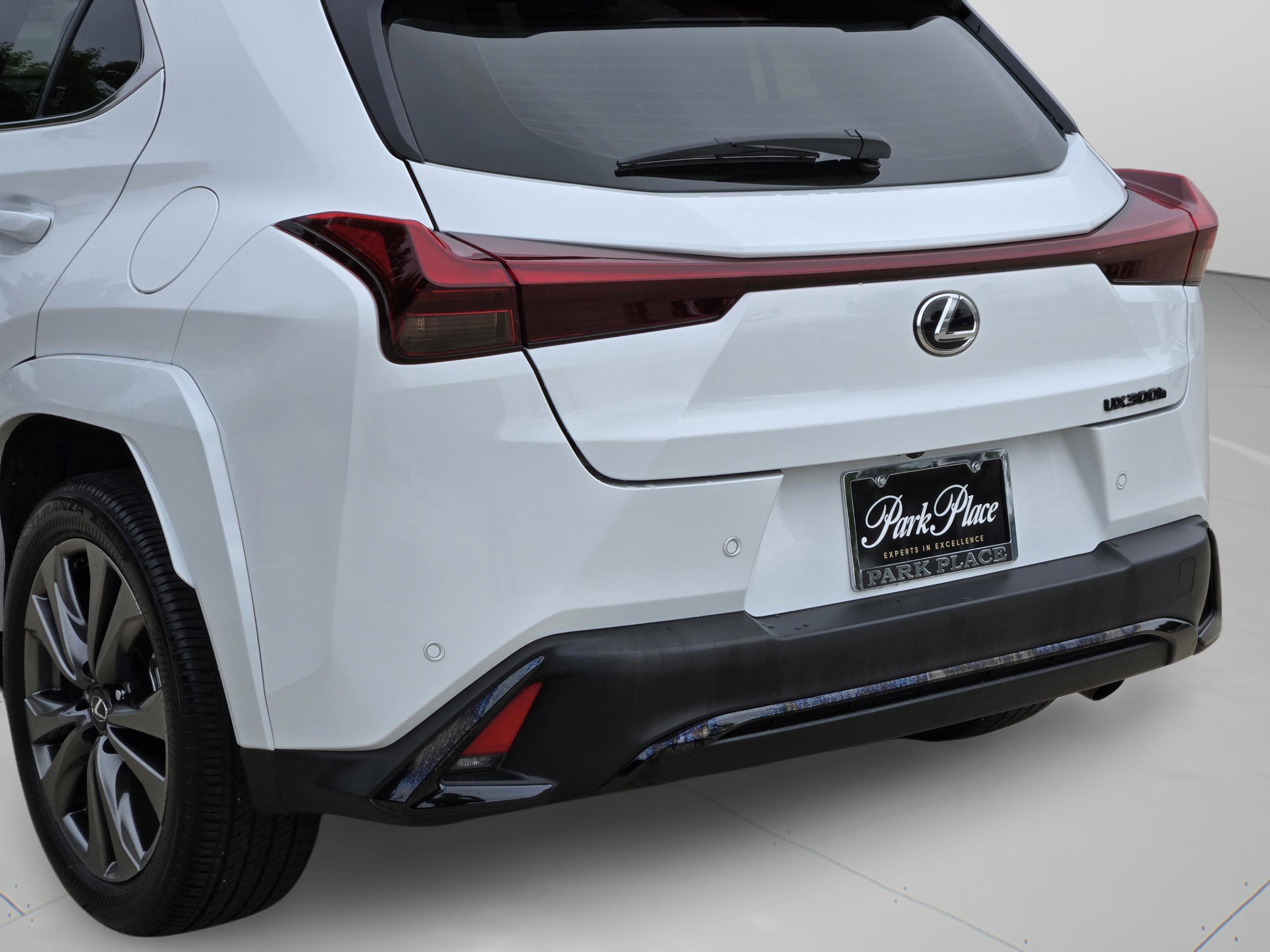 Used 2025 Lexus UX 300h FWD w/ Accessory Package (Z1) image 40