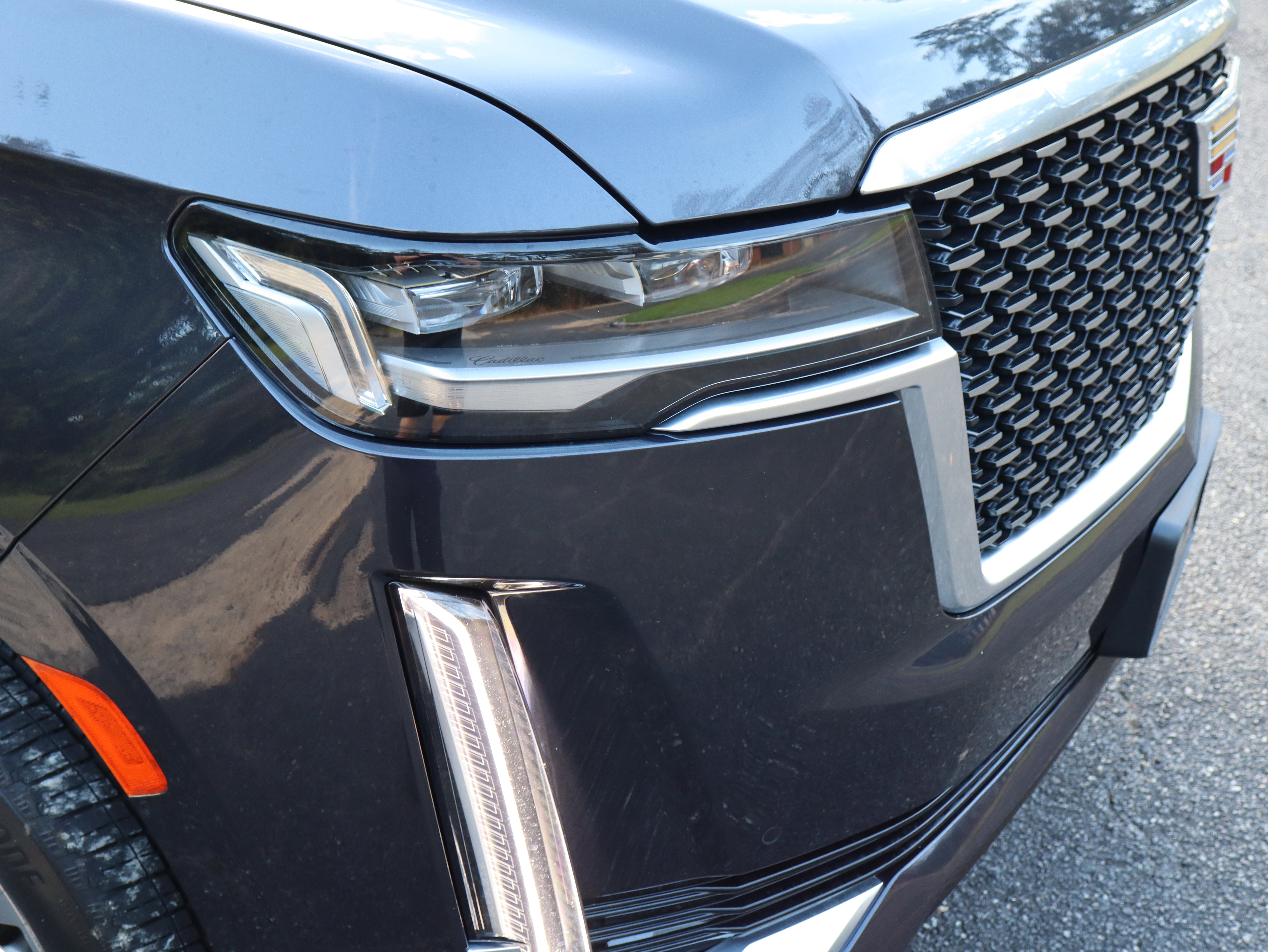 Used 2023 Cadillac Escalade Premium Luxury w/ LPO, Floor Liner Package image 11