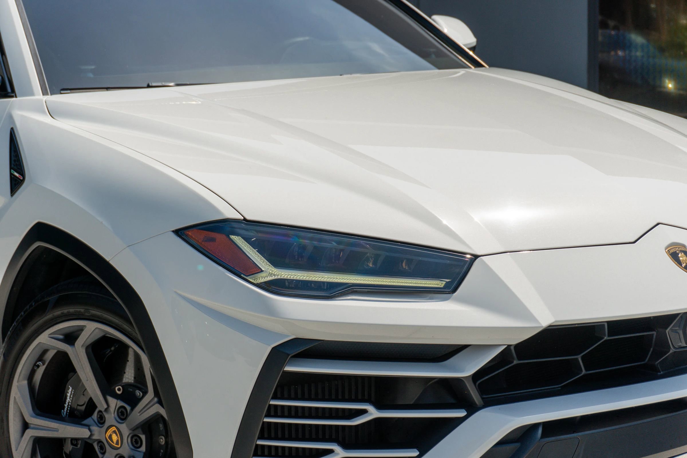 Used 2020 Lamborghini Urus AWD/4WD image 27