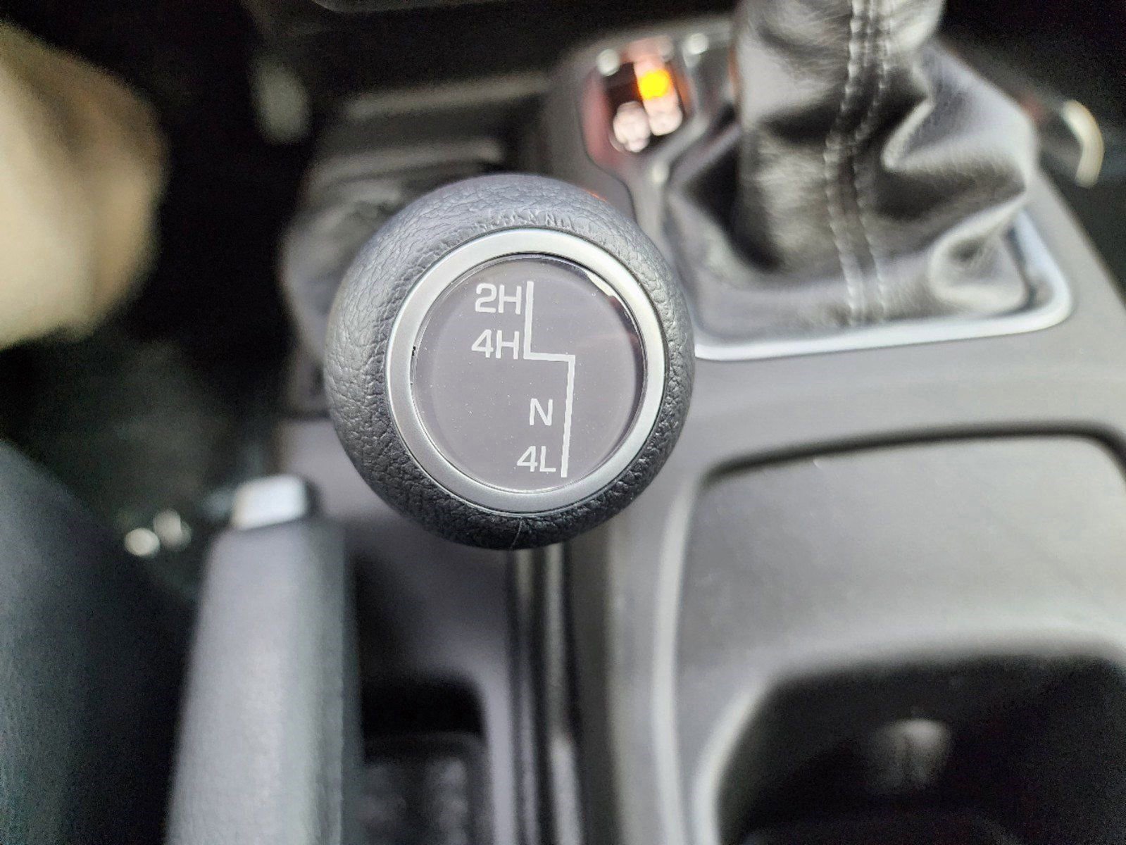 Used 2024 Jeep Wrangler Unlimited Sport image 13