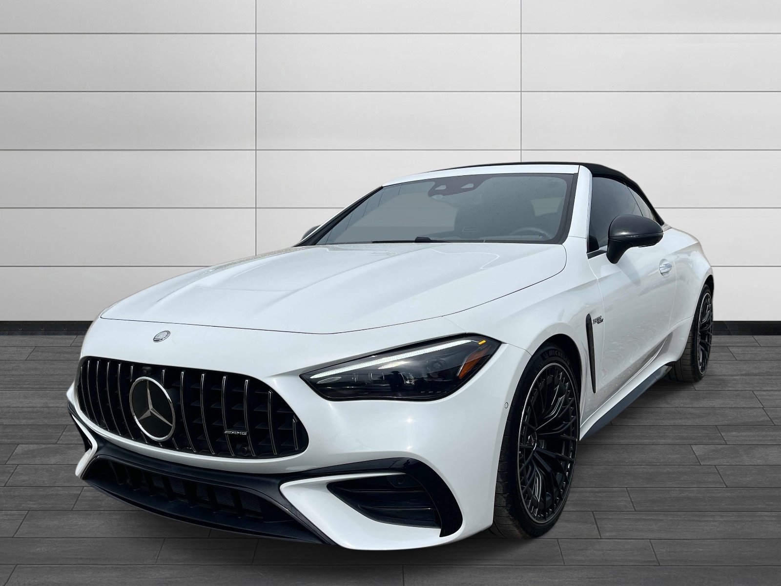 Used 2025 Mercedes-Benz CLE 53 AMG 4MATIC Cabriolet image 7
