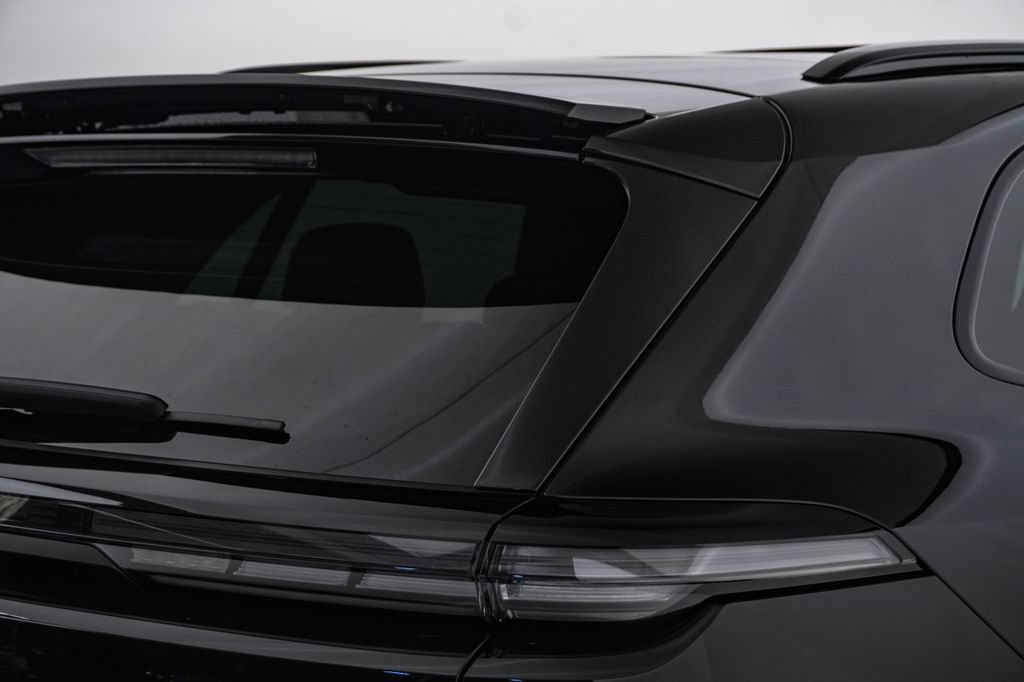 New 2026 Porsche Cayenne Turbo AWD/4WD image 13