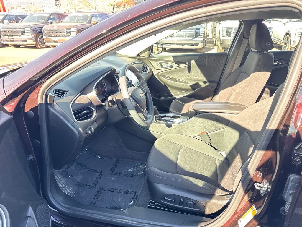 Used 2020 Chevrolet Malibu LT image 25