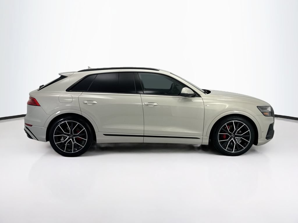 Used 2023 Audi Q8 Prestige w/ Prestige Package AWD/4WD image 4