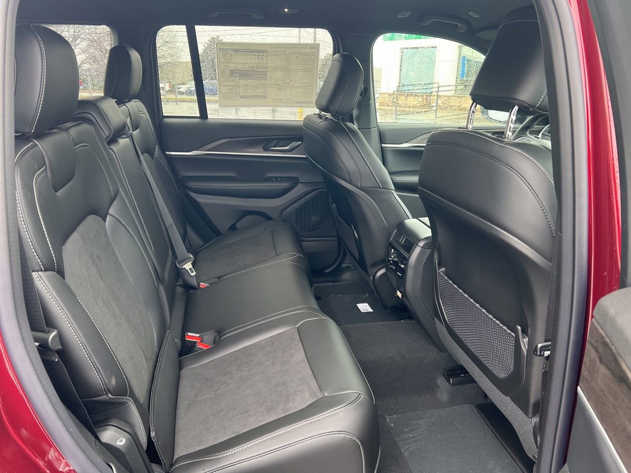 New 2026 Jeep Grand Cherokee Altitude image 17