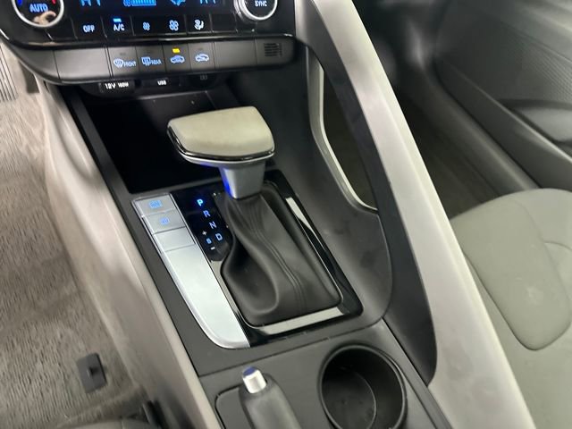 Certified 2024 Hyundai Elantra SEL image 20