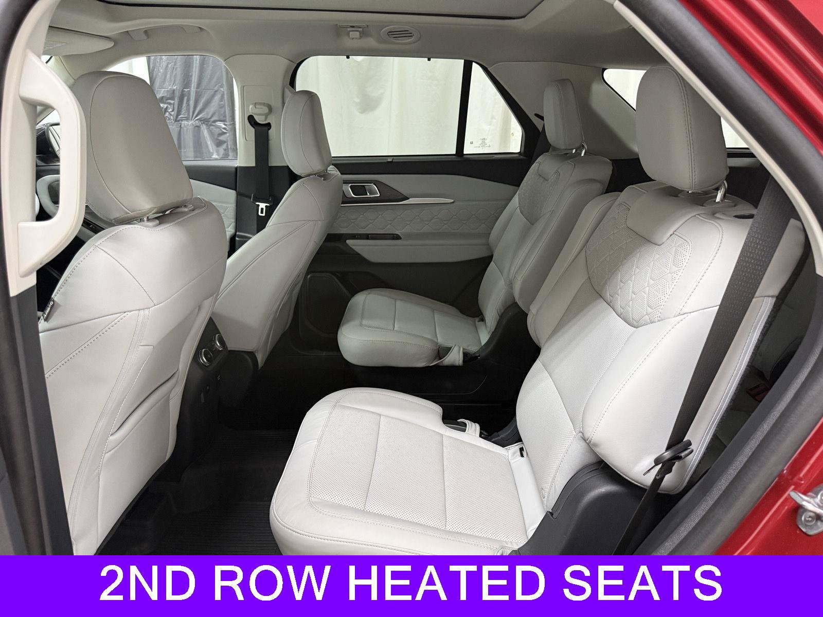 Used 2025 Ford Explorer Platinum w/ LUX Leather Package AWD/4WD image 24