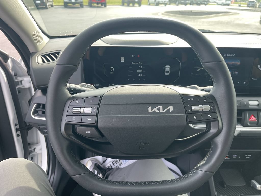 Used 2025 Kia K4 EX FWD image 14