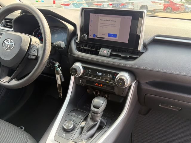 Certified 2025 Toyota RAV4 LE AWD/4WD image 18