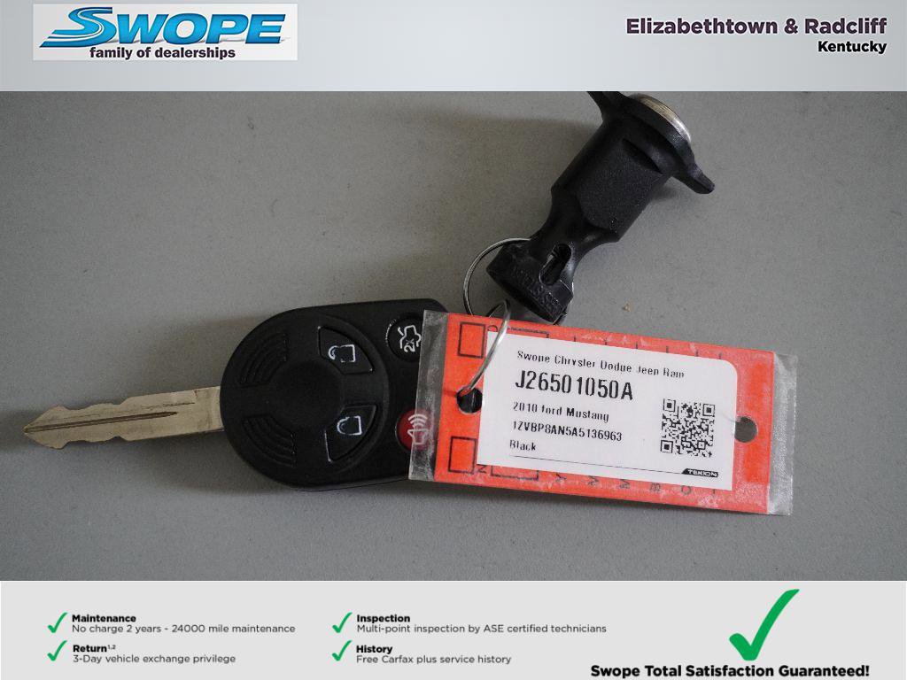 Used 2010 Ford Mustang Coupe image 25