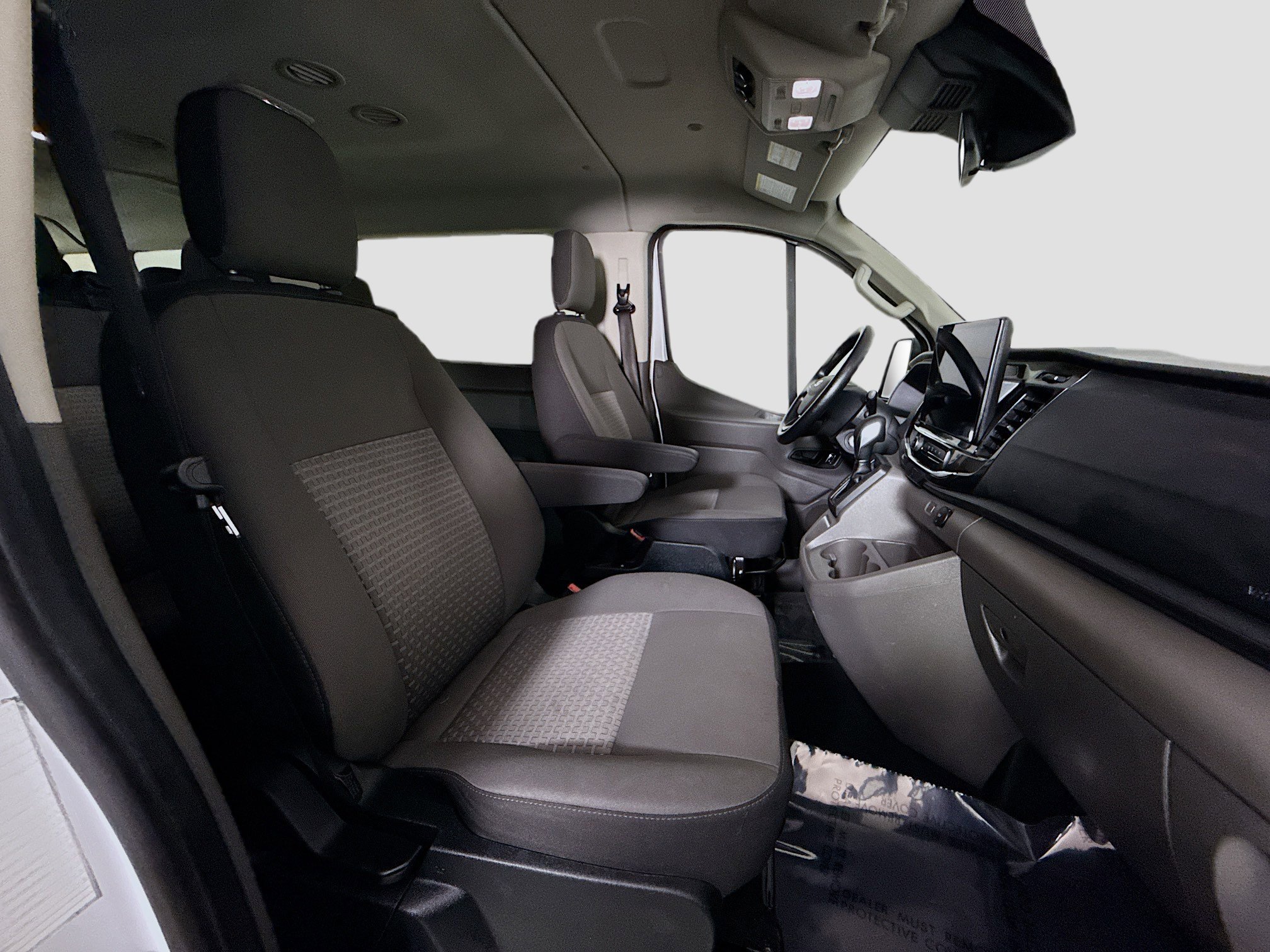 Used 2023 Ford Transit 350 XLT image 25