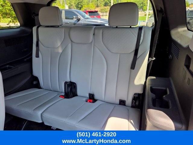 Used 2024 Hyundai Palisade SEL FWD image 13
