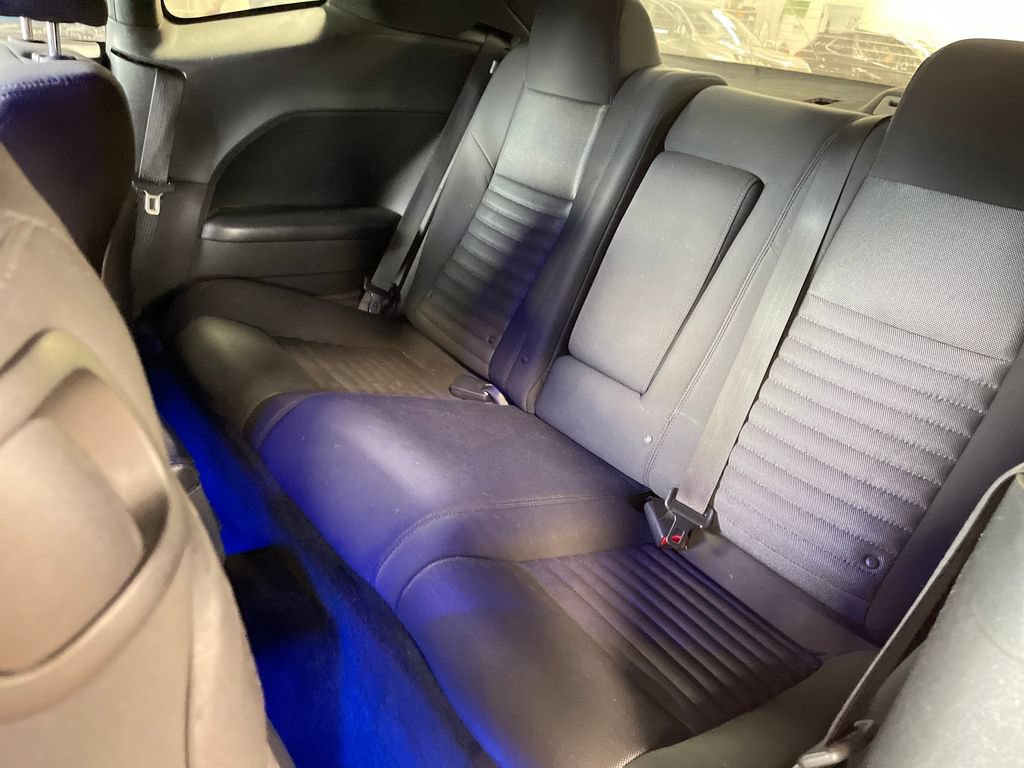 Used 2013 Dodge Challenger SXT RWD image 27