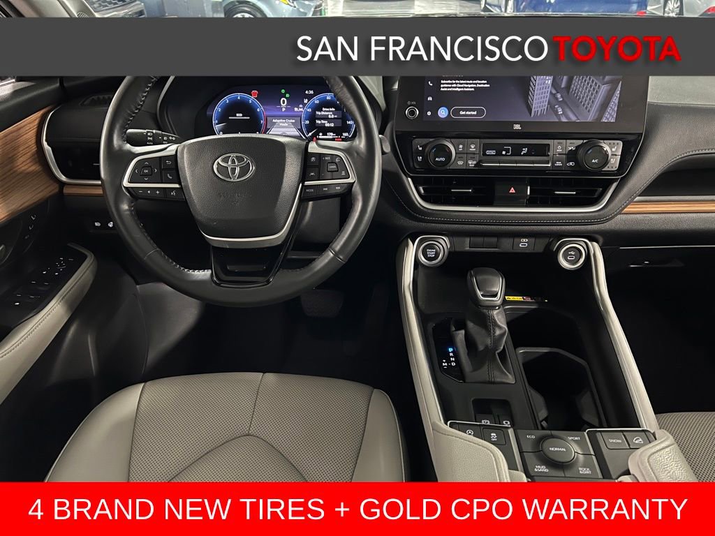 Certified 2024 Toyota Grand Highlander AWD image 30