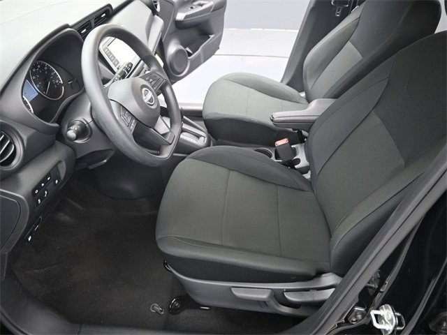 Used 2025 Nissan Kicks Play S image 13