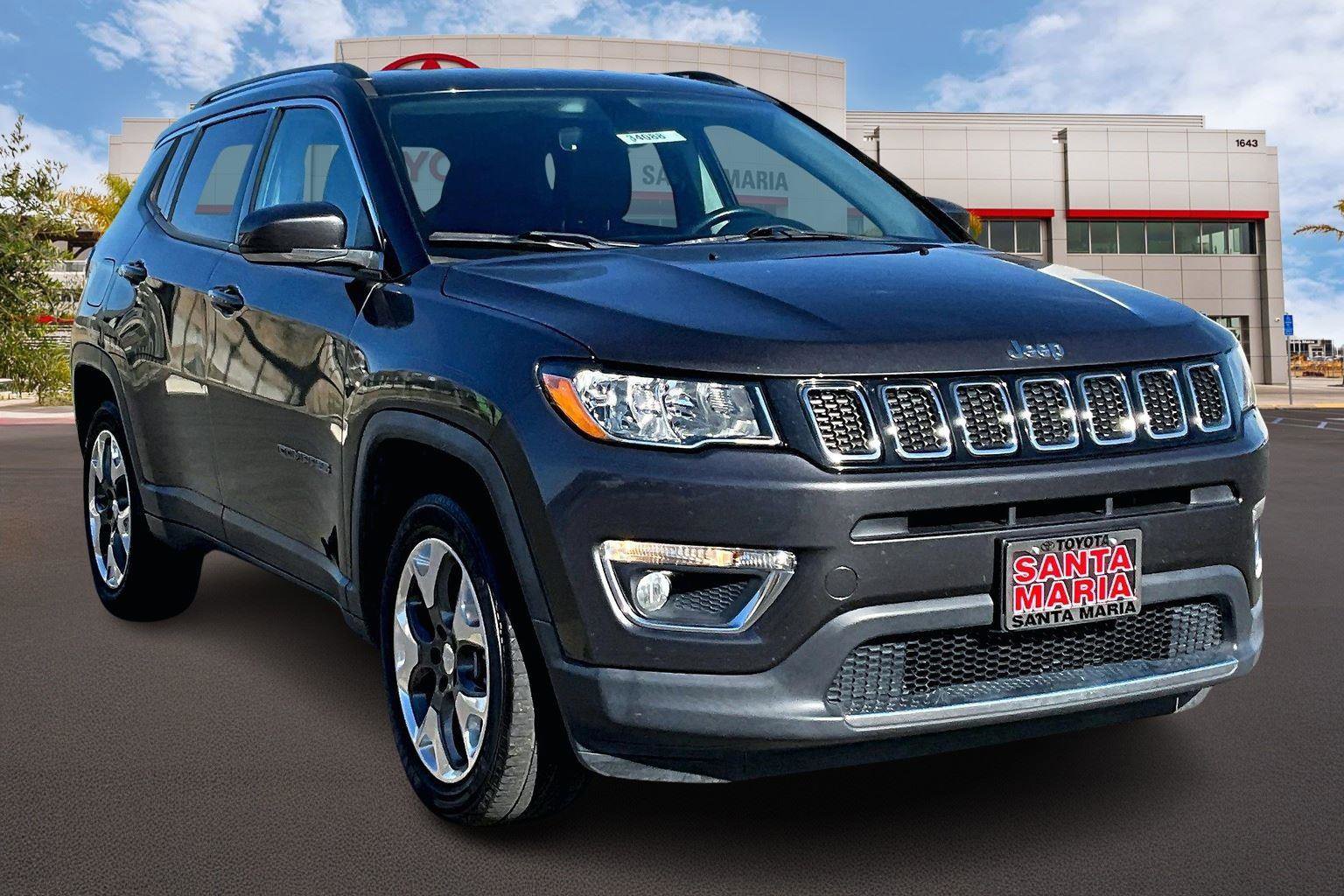 Used 2019 Jeep Compass Limited image 1