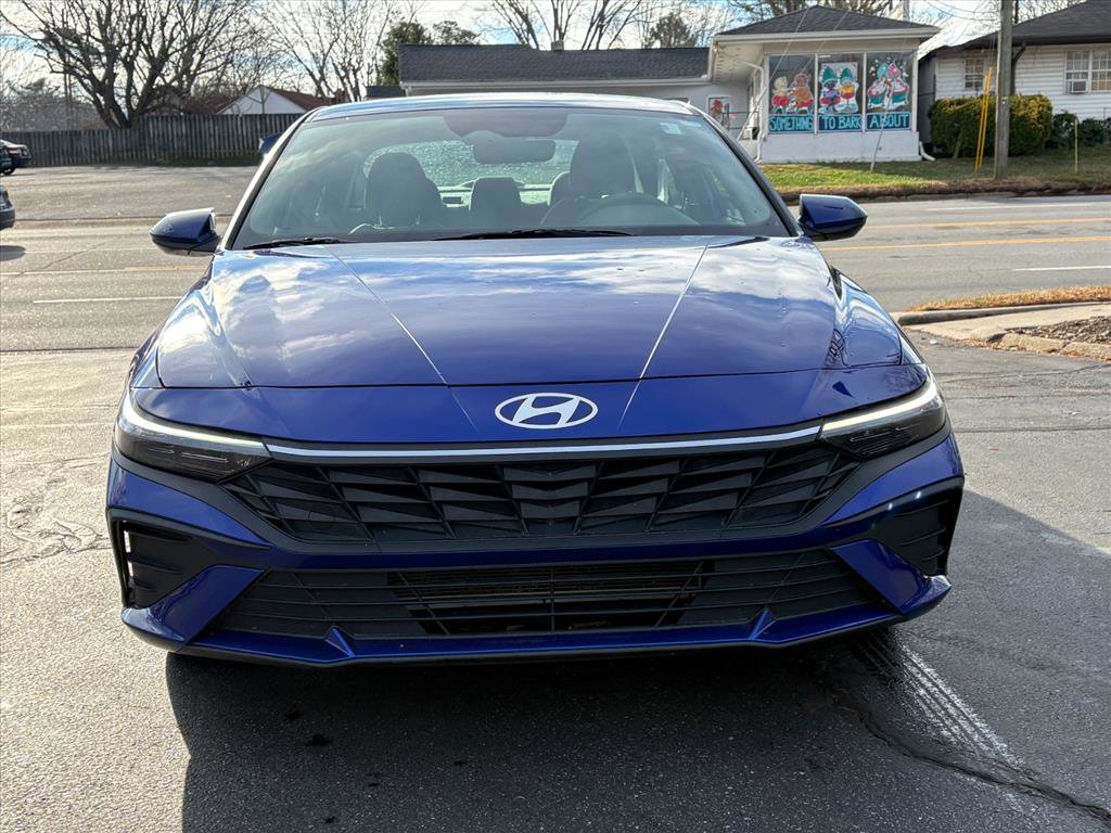 Certified 2024 Hyundai Elantra SEL image 2