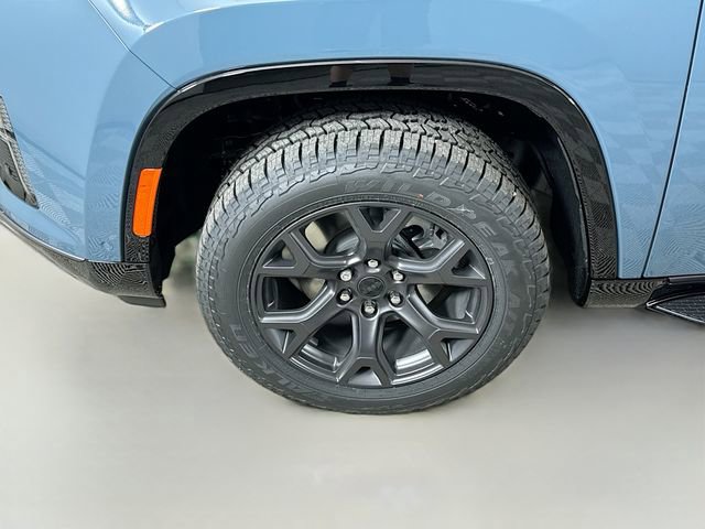 New 2026 Jeep Grand Wagoneer 4WD image 30