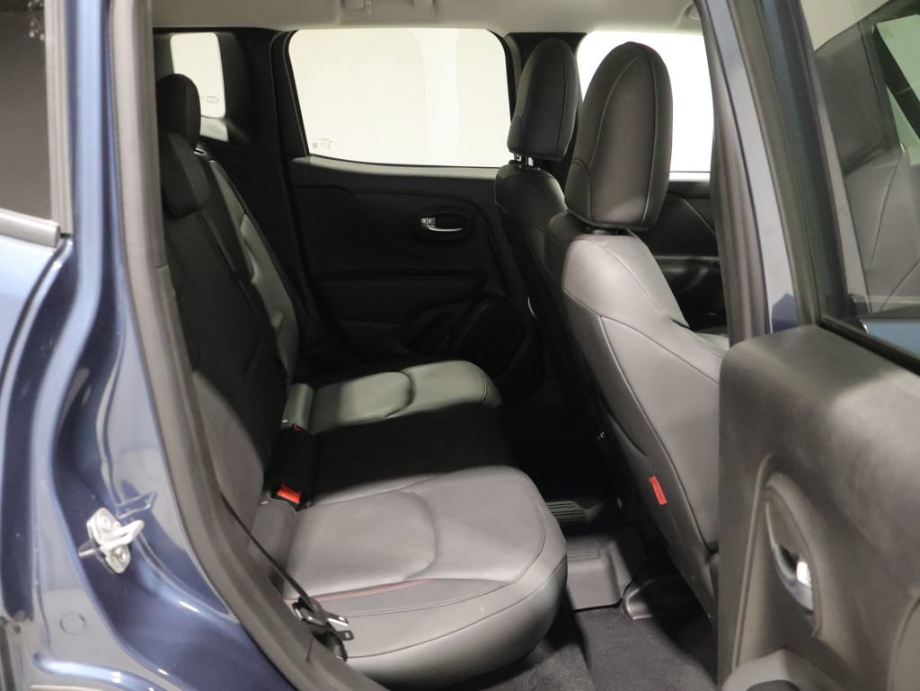 Used 2022 Jeep Renegade Trailhawk AWD/4WD image 21