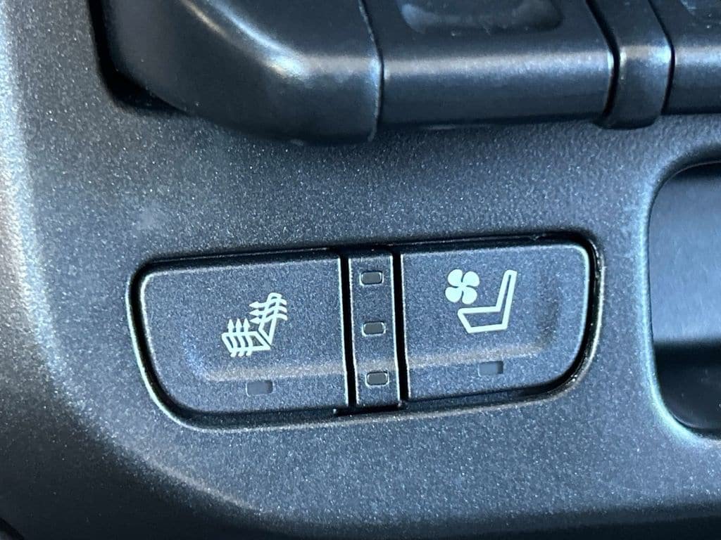 Used 2022 GMC Canyon Denali AWD/4WD image 31