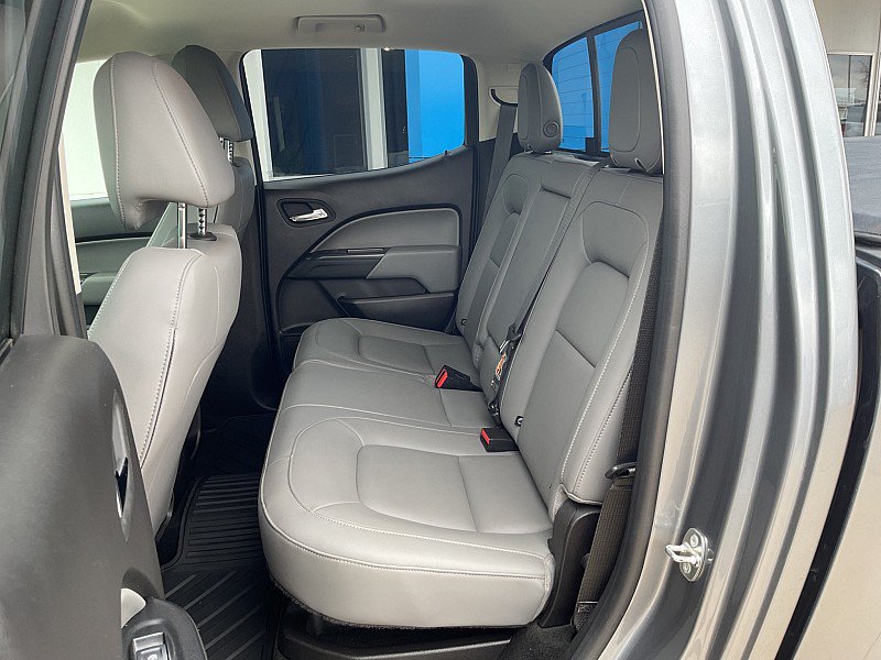 Used 2018 Chevrolet Colorado LT w/ Luxury Package, Chrome AWD/4WD image 17