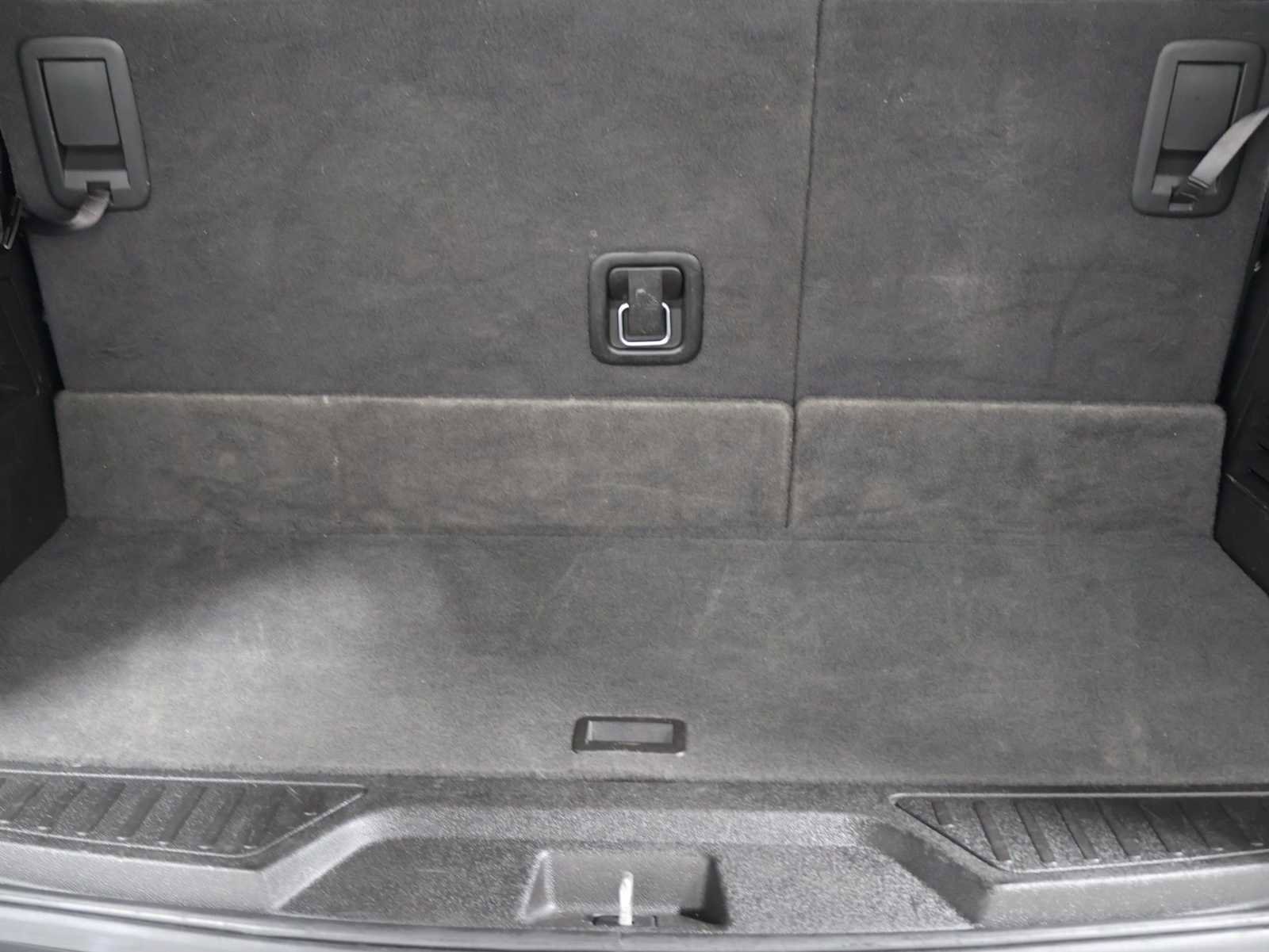 Used 2012 GMC Acadia SL w/ Preferred Package FWD image 33