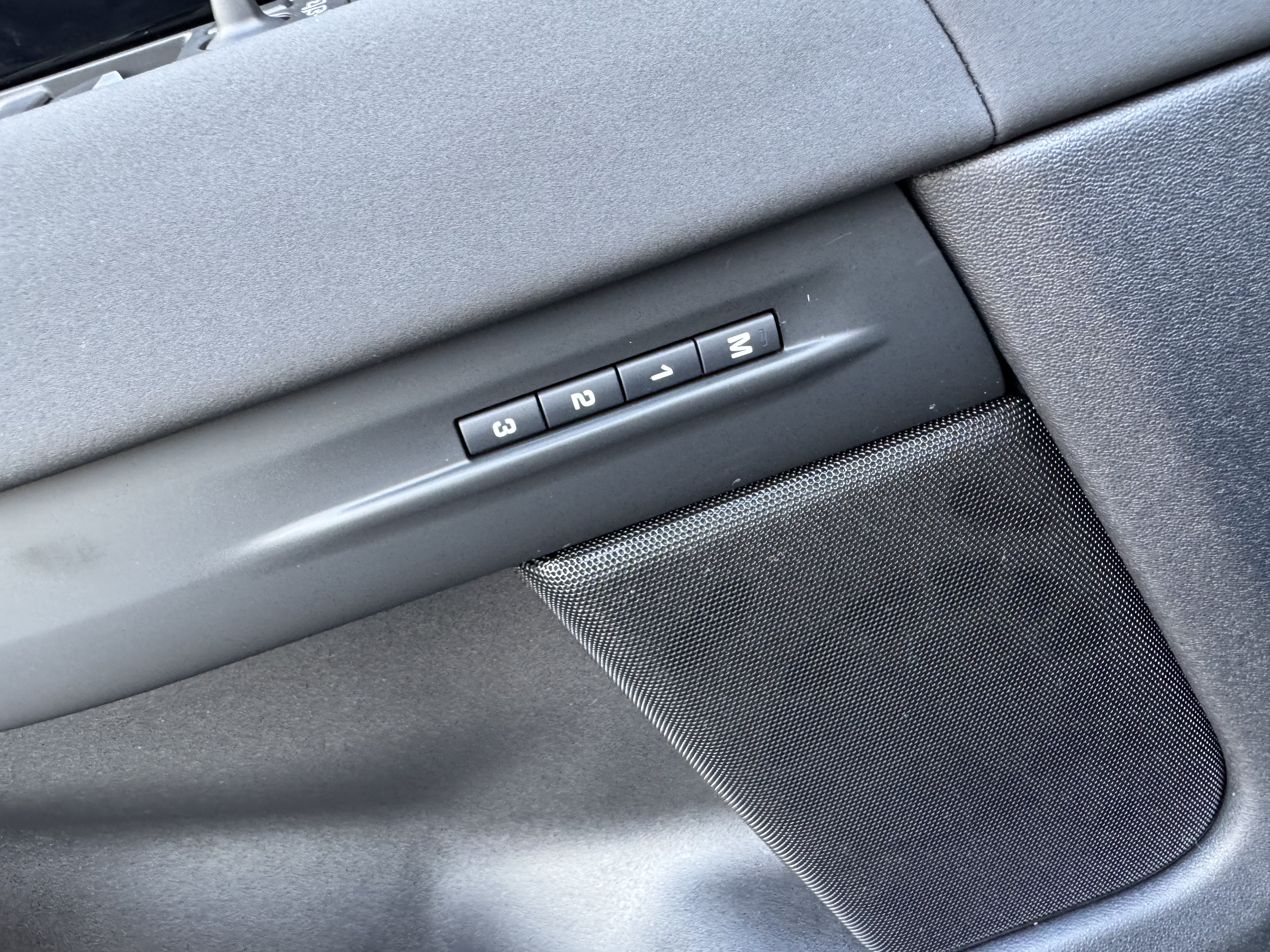 Certified 2024 Land Rover Range Rover Evoque S AWD/4WD image 12