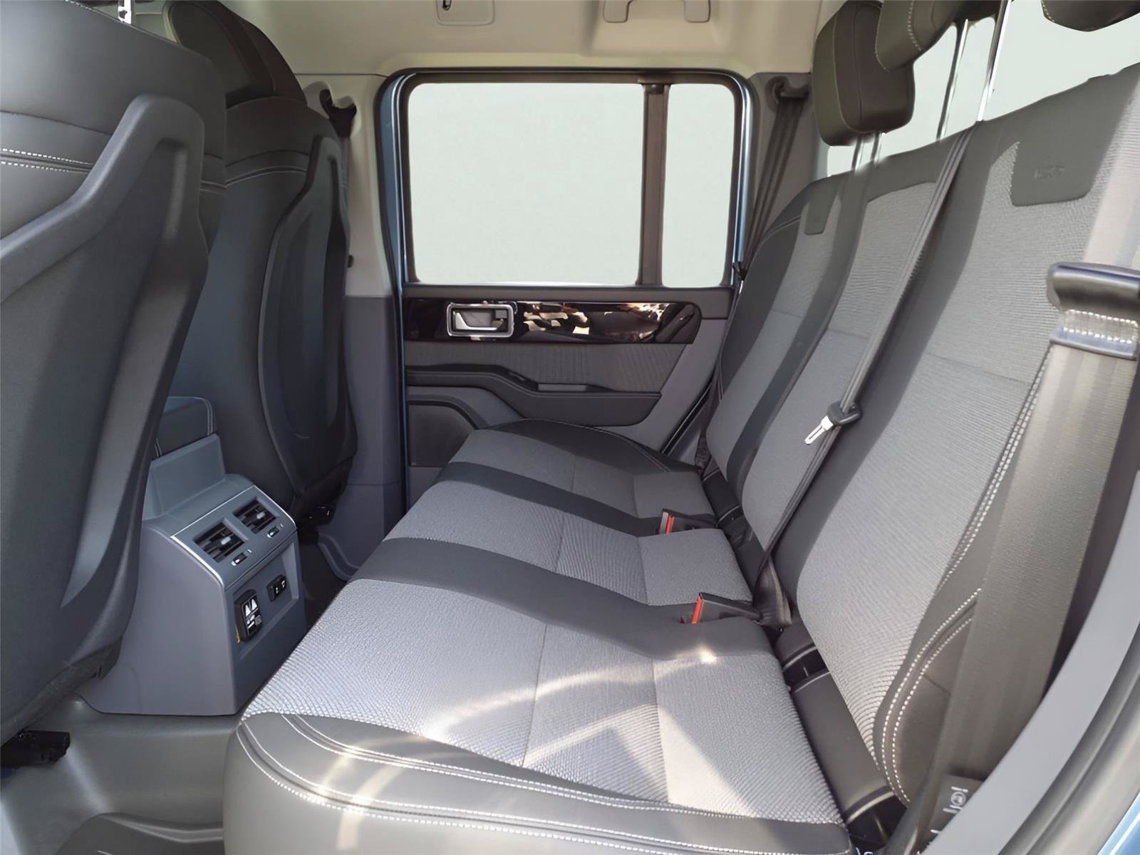 New 2024 INEOS Grenadier Station Wagon AWD/4WD image 29