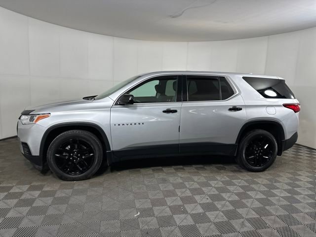 Used 2020 Chevrolet Traverse LS w/ LPO, Blackout Package image 6