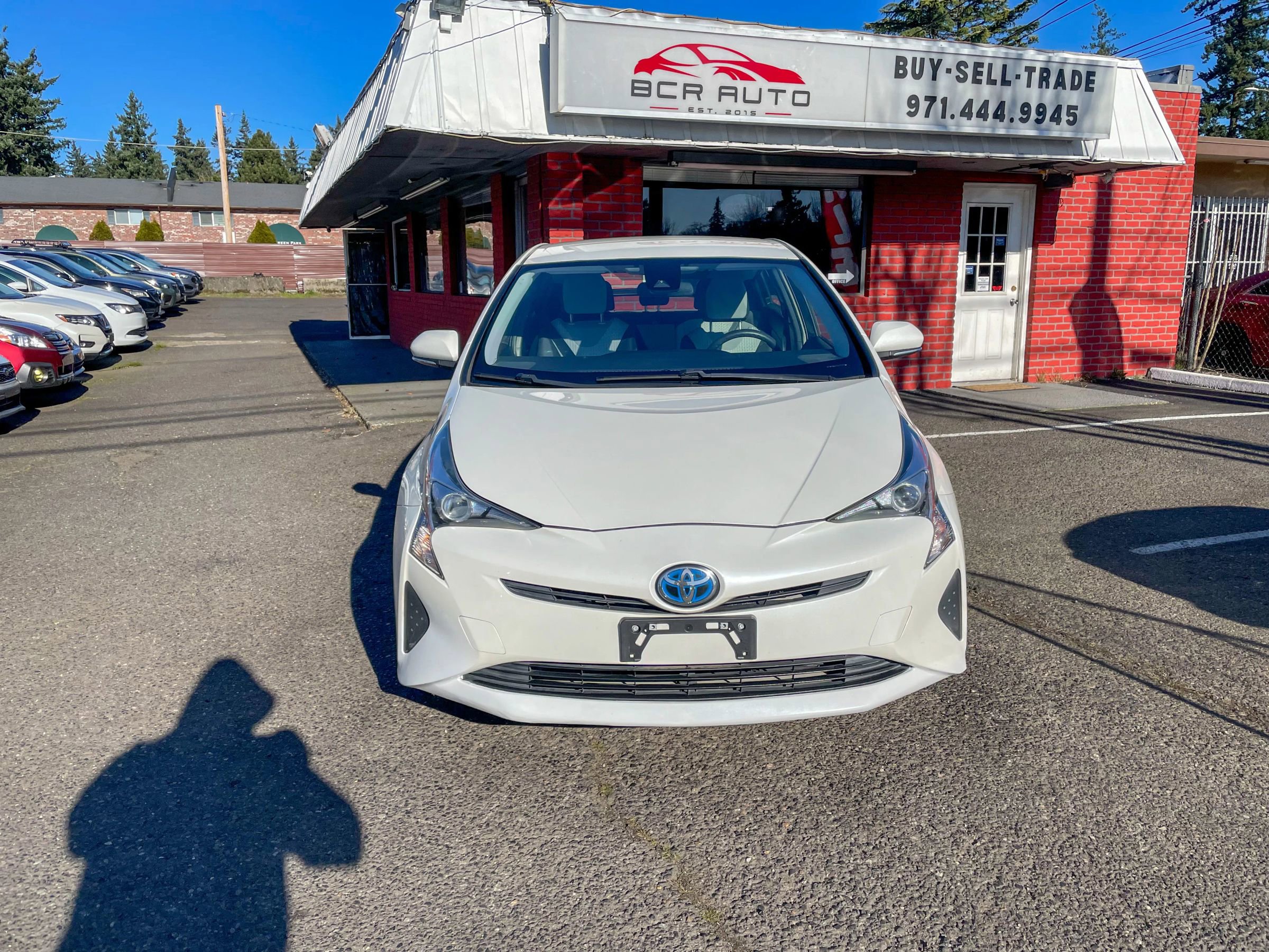 Used 2017 Toyota Prius Two w/ Carpet Mat Package image 6