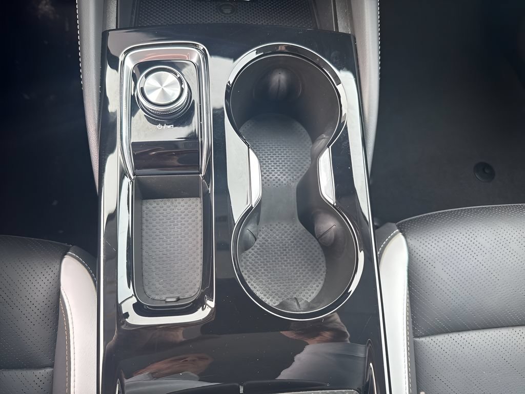 Used 2025 Buick Envision Sport Touring AWD/4WD image 25