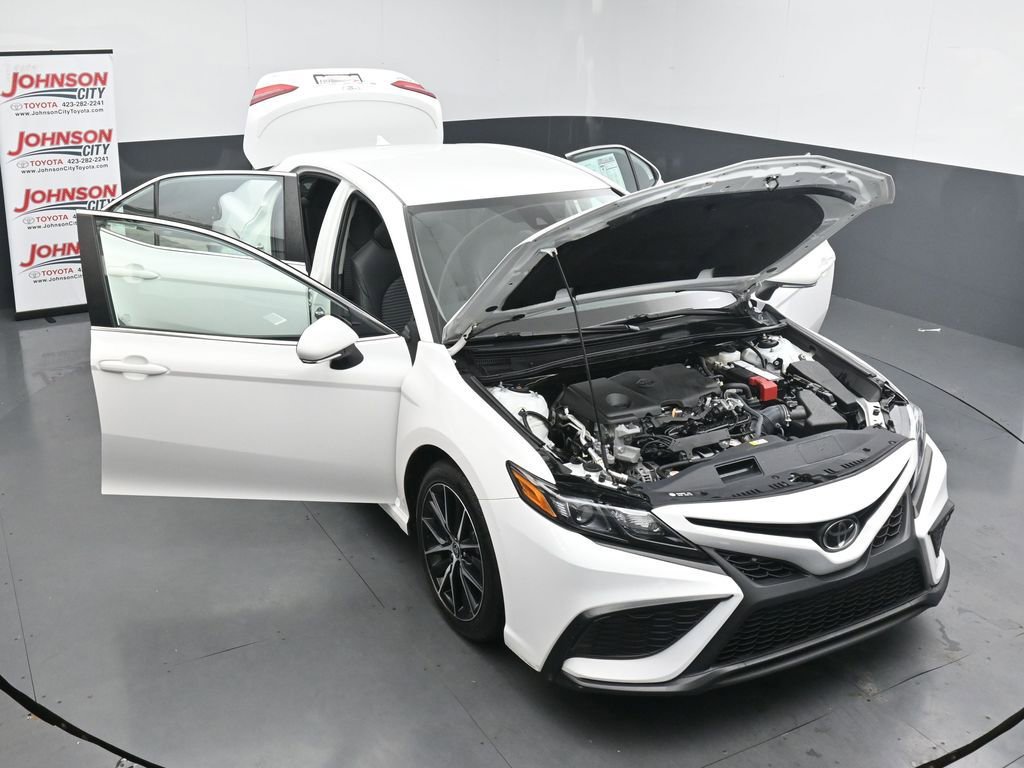 Used 2024 Toyota Camry SE FWD image 43